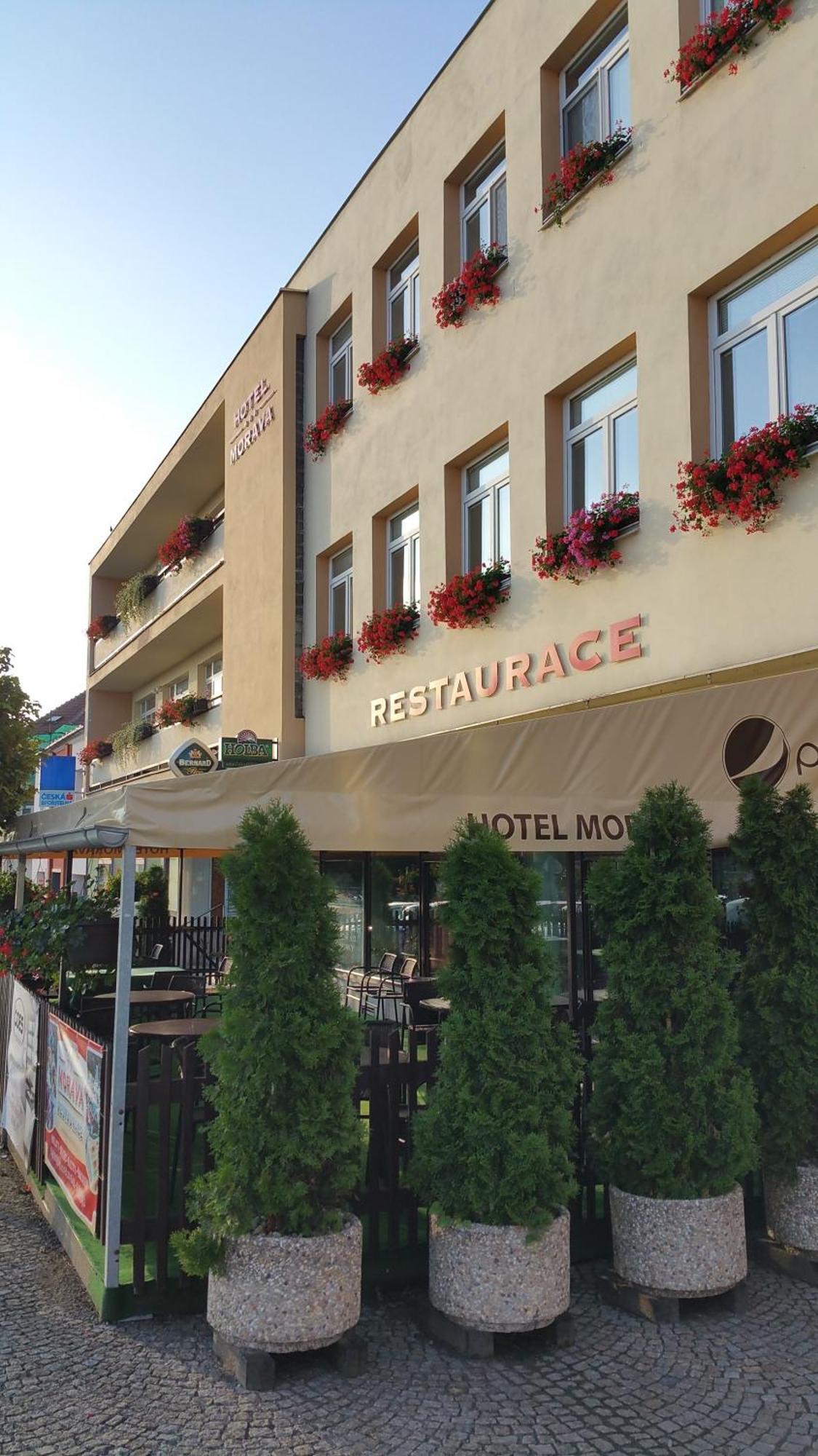 Hotel Morava Jevicko Exterior foto