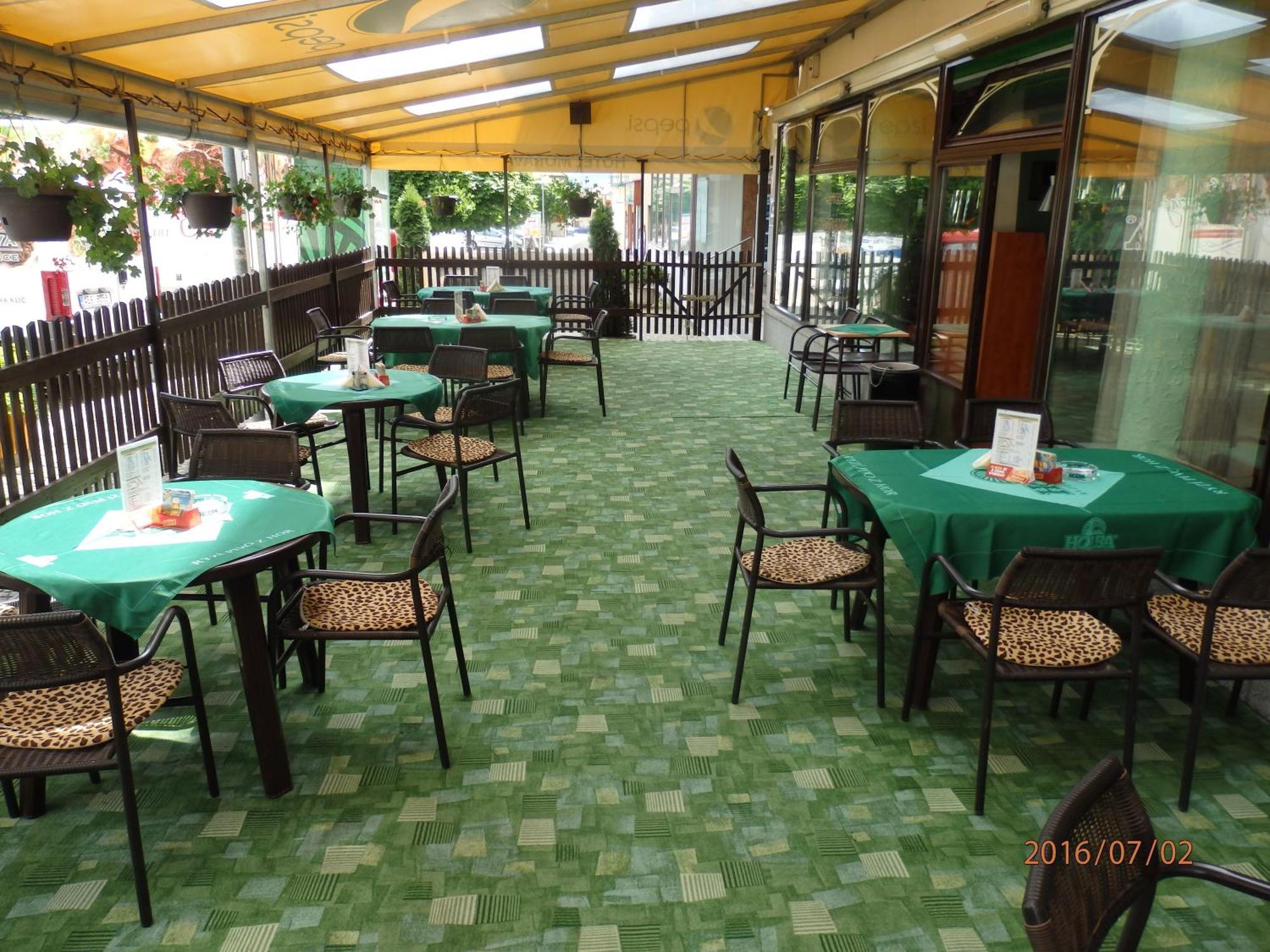 Hotel Morava Jevicko Exterior foto